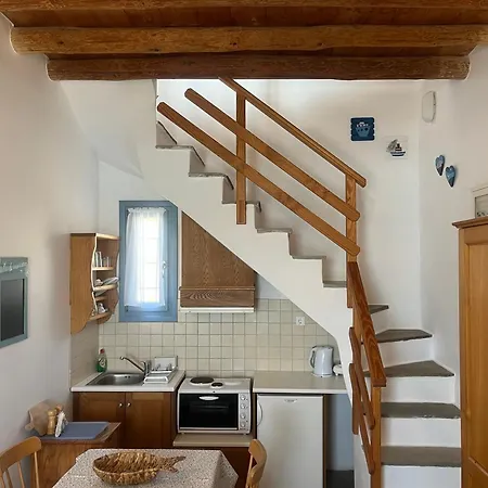 Cavo Lacia 4*