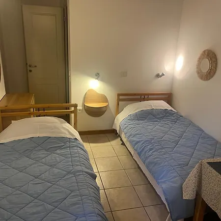 شقة فندقية Cavo Lacia 4*