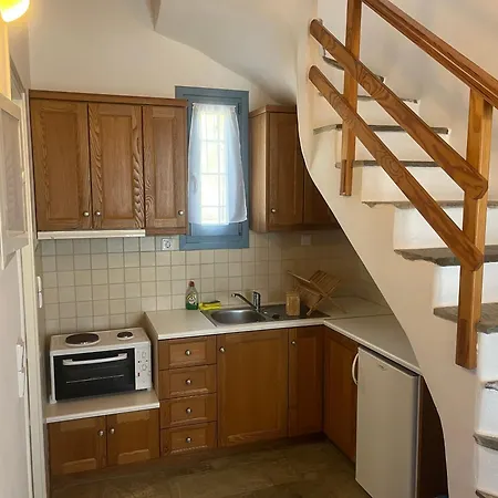 Aparthotel Cavo Lacia 4*